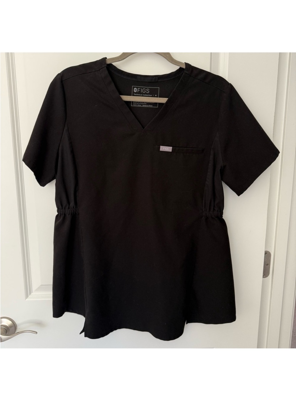 Figs Maternity Black Short Sleeve V-Neck Scrub Top